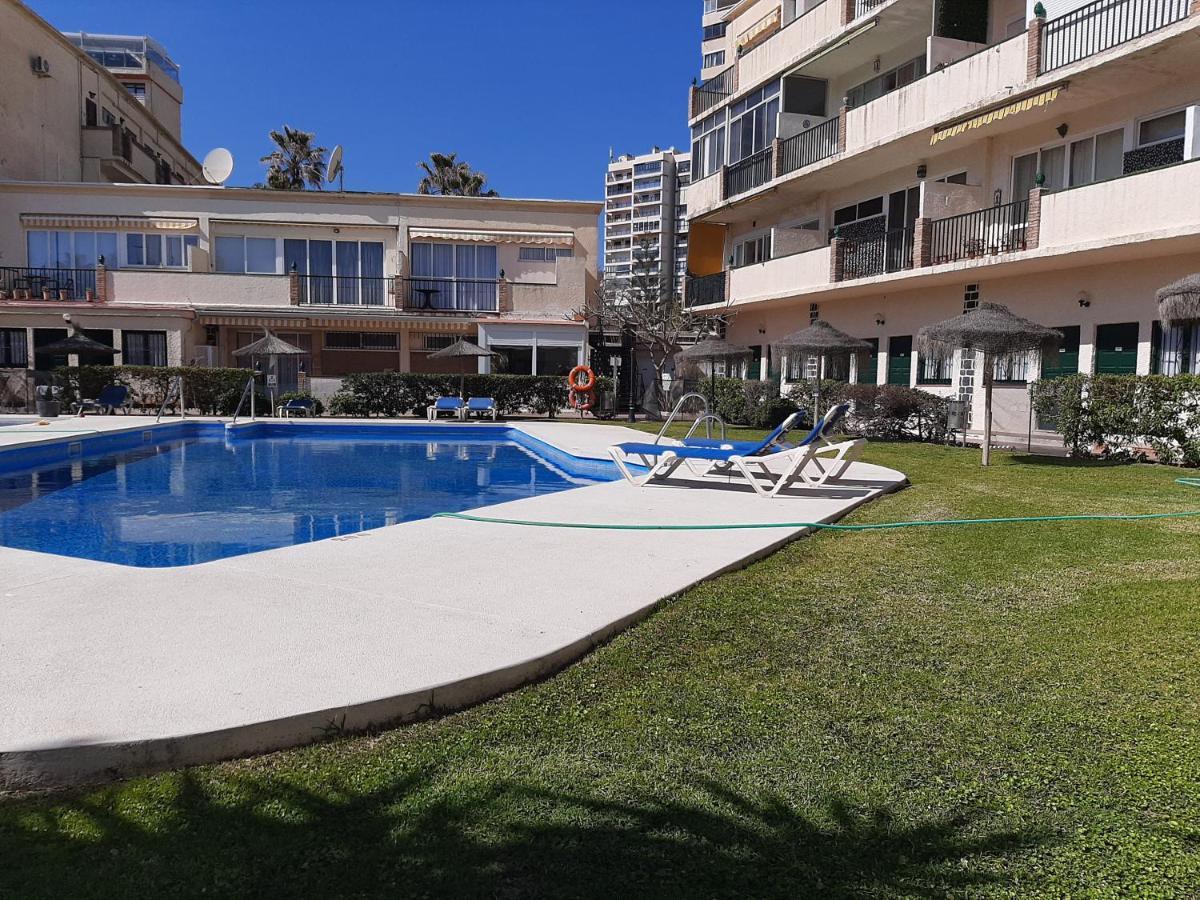 Apartamento Jazmin Playamar 1ª Linea De Playa Appartement Torremolinos Buitenkant foto
